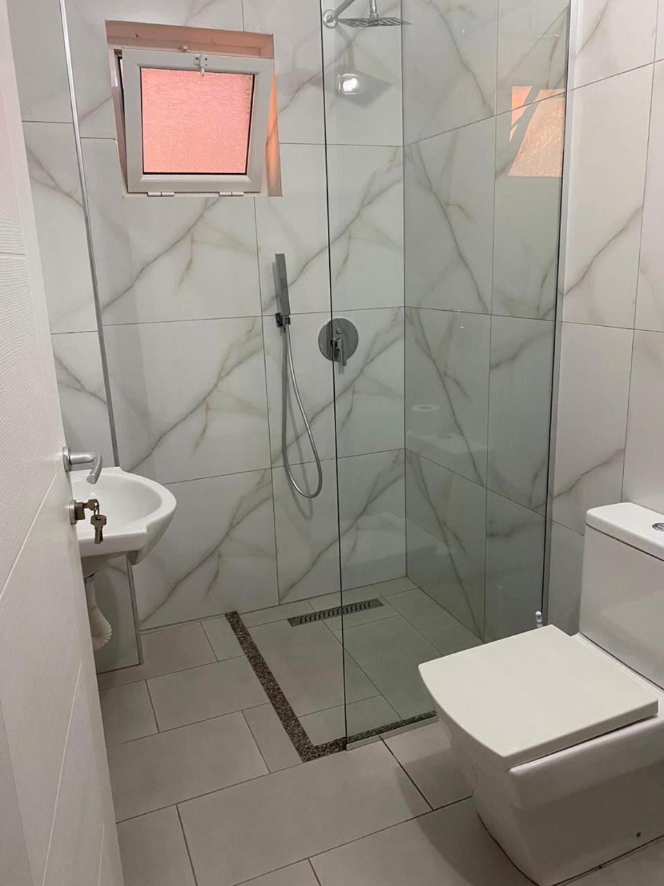 La Luna Hotel Ksamil Dış mekan fotoğraf