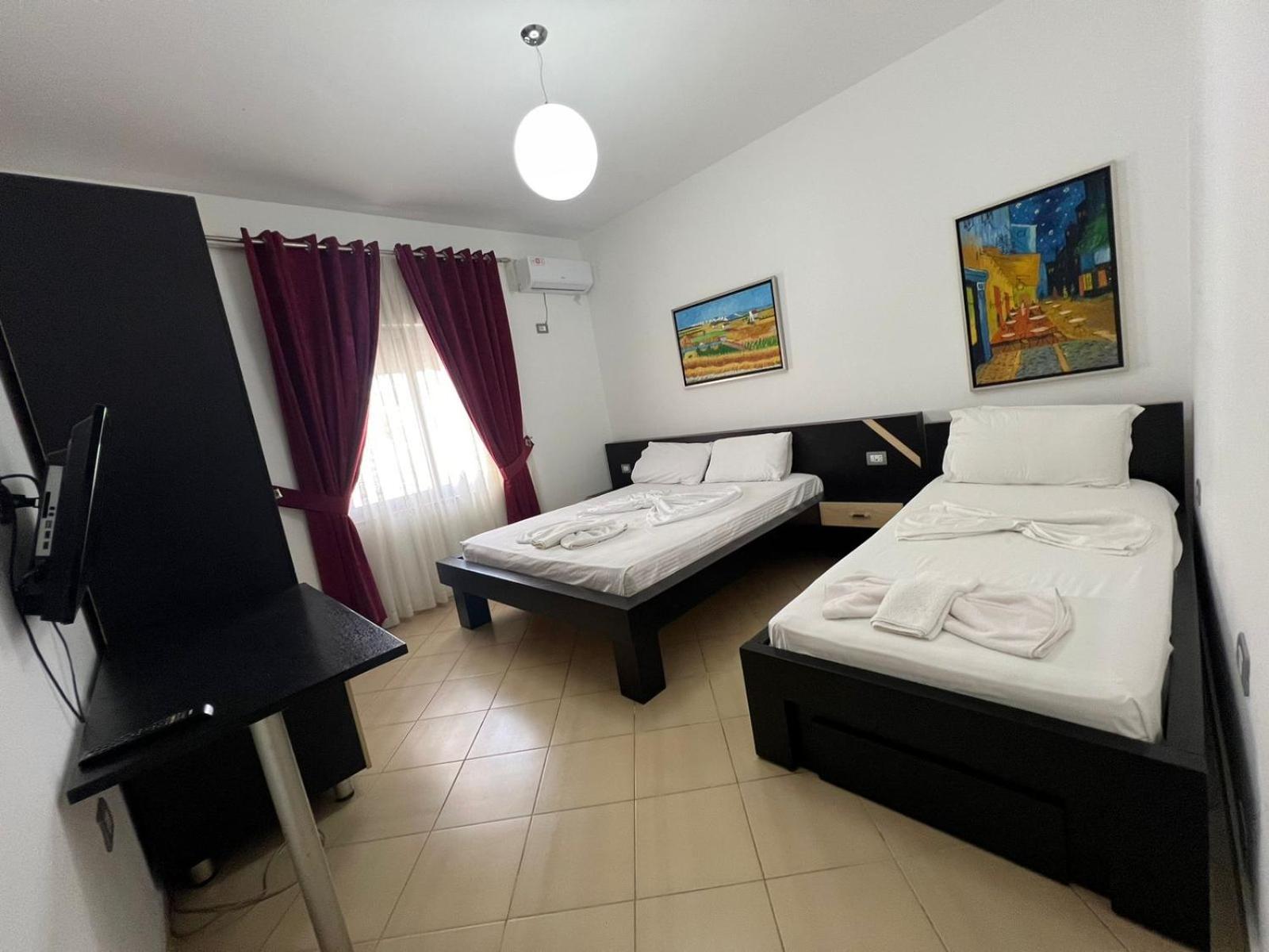 La Luna Hotel Ksamil Dış mekan fotoğraf